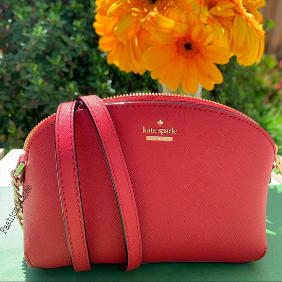 kate spade Handbags - Kate spade Cameron Hilli crossbody leather red